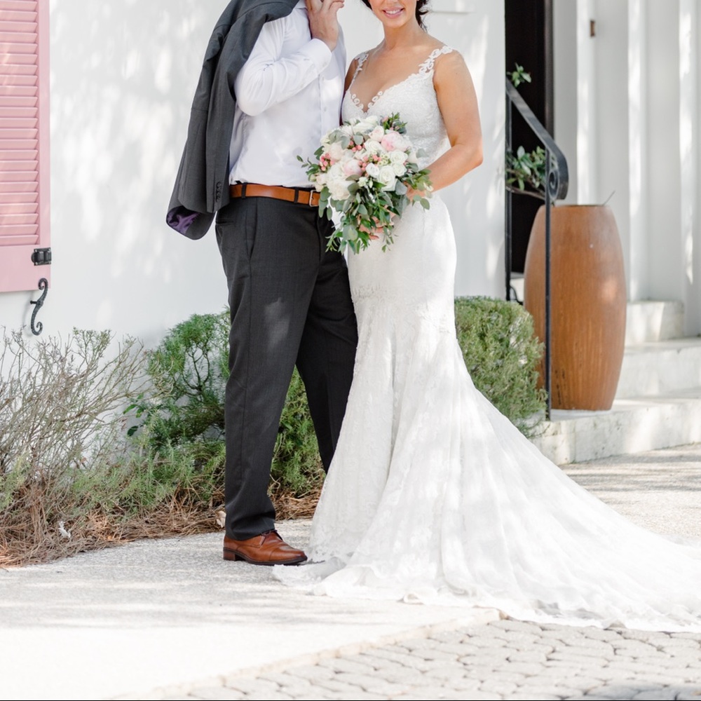 Olvis wedding dress